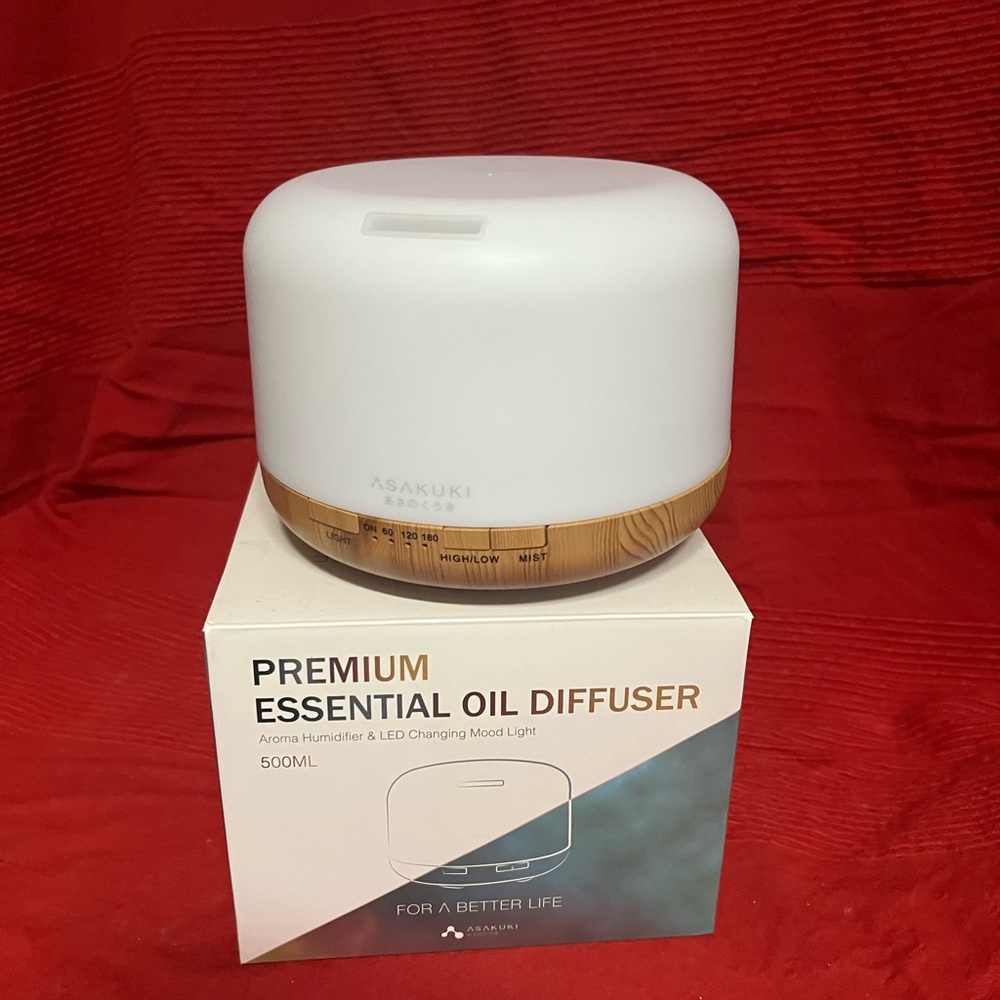 White Essential Oil Diffuser